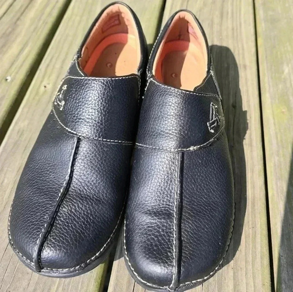 Clarks Unstructured UnLoop Black Pebbled Leather Loafers Slip On Shoes Women 9 - Picture 1 of 9